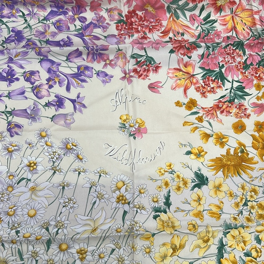Vintage hunting world silk scarf